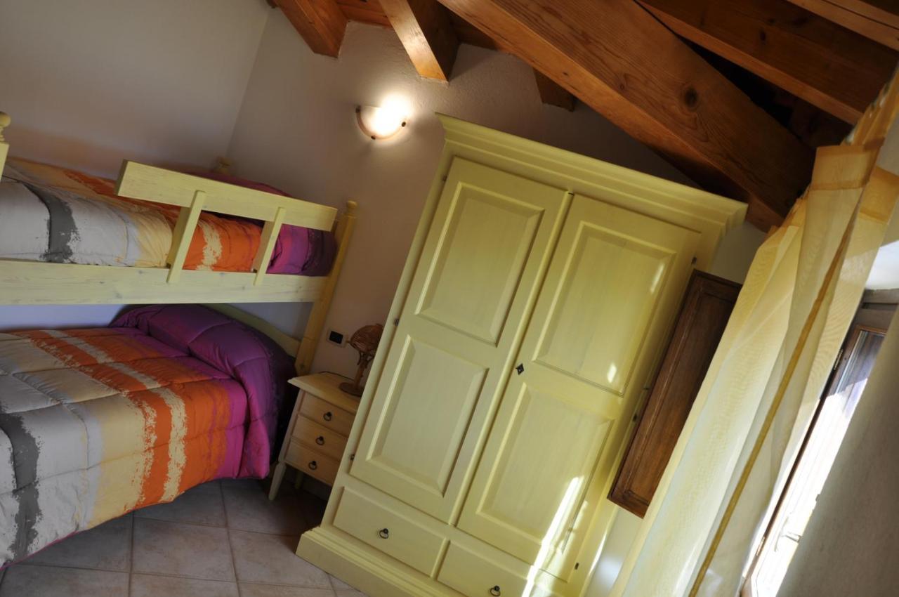 B&B Casa Ghiani Isili Exteriör bild